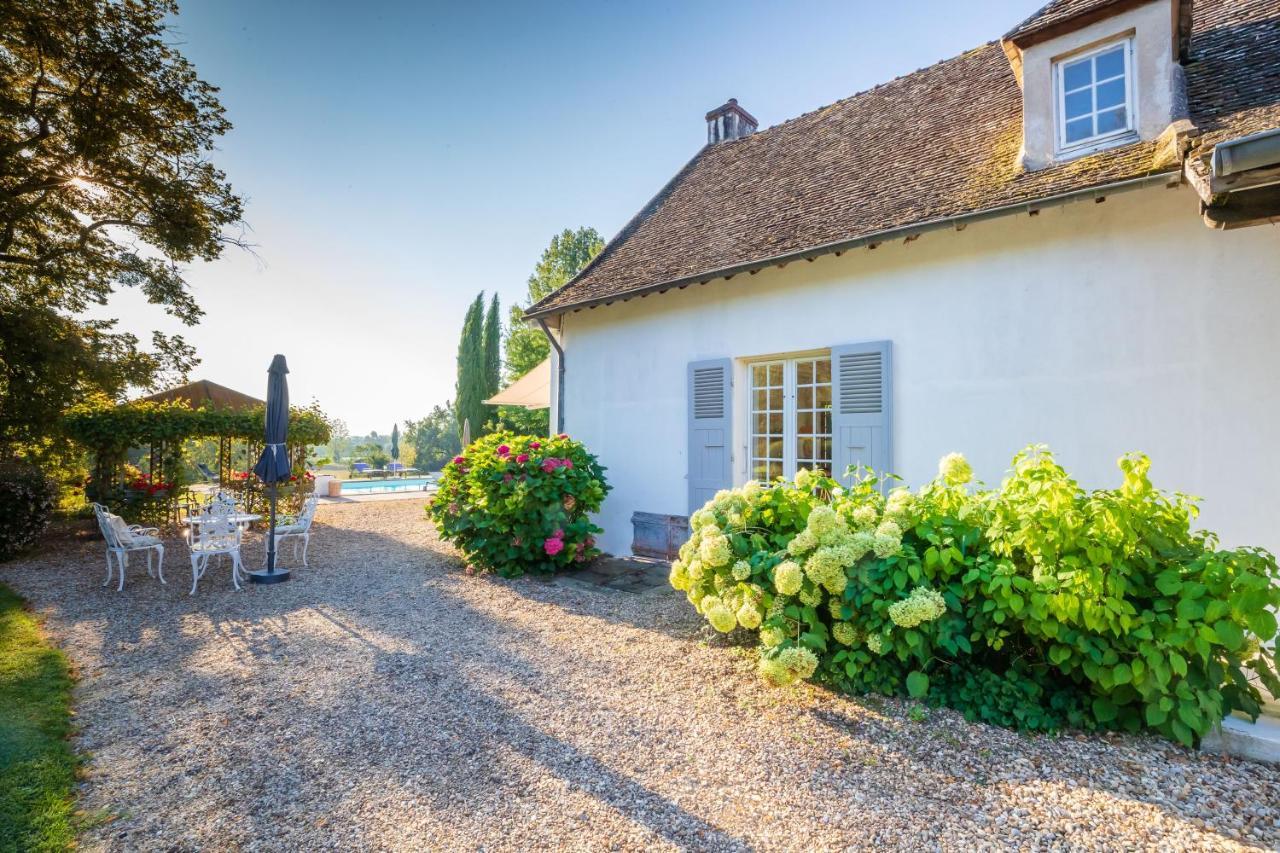Domaine De L'Oiseau Bed & Breakfast Gergy Exterior photo